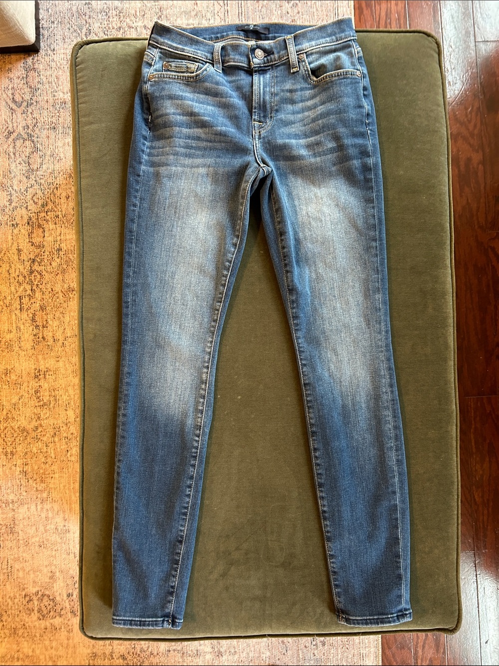 7 For All Mankind “Gwendevere” Skinny Jeans Size 27
